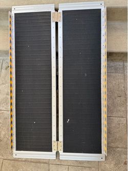 Wheelchair ramp