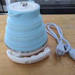 Ultrathin Upgraded Food Grade Silicone Travel Foldable Electric Kettle Boil Dry Protection Portable with Dual Voltage - Brand New, Great For Travel