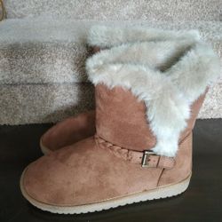 Women's boots