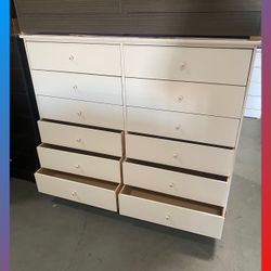 12 drawers dresser / Twelve drawers dresser