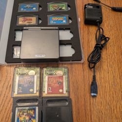 Game Boy Advance SP + Games
