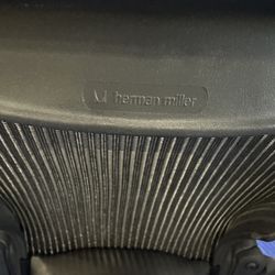 Fully Loaded Herman Miller Aeron Size B!!! We Also Desks, Chairs , File Cabs And More!!! 