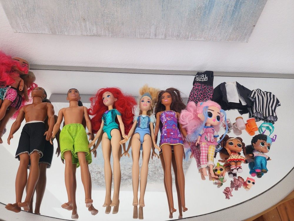 Dolls - Barbie, LOL, etc