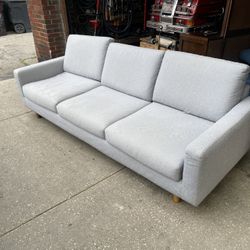 Couch With Delivery 