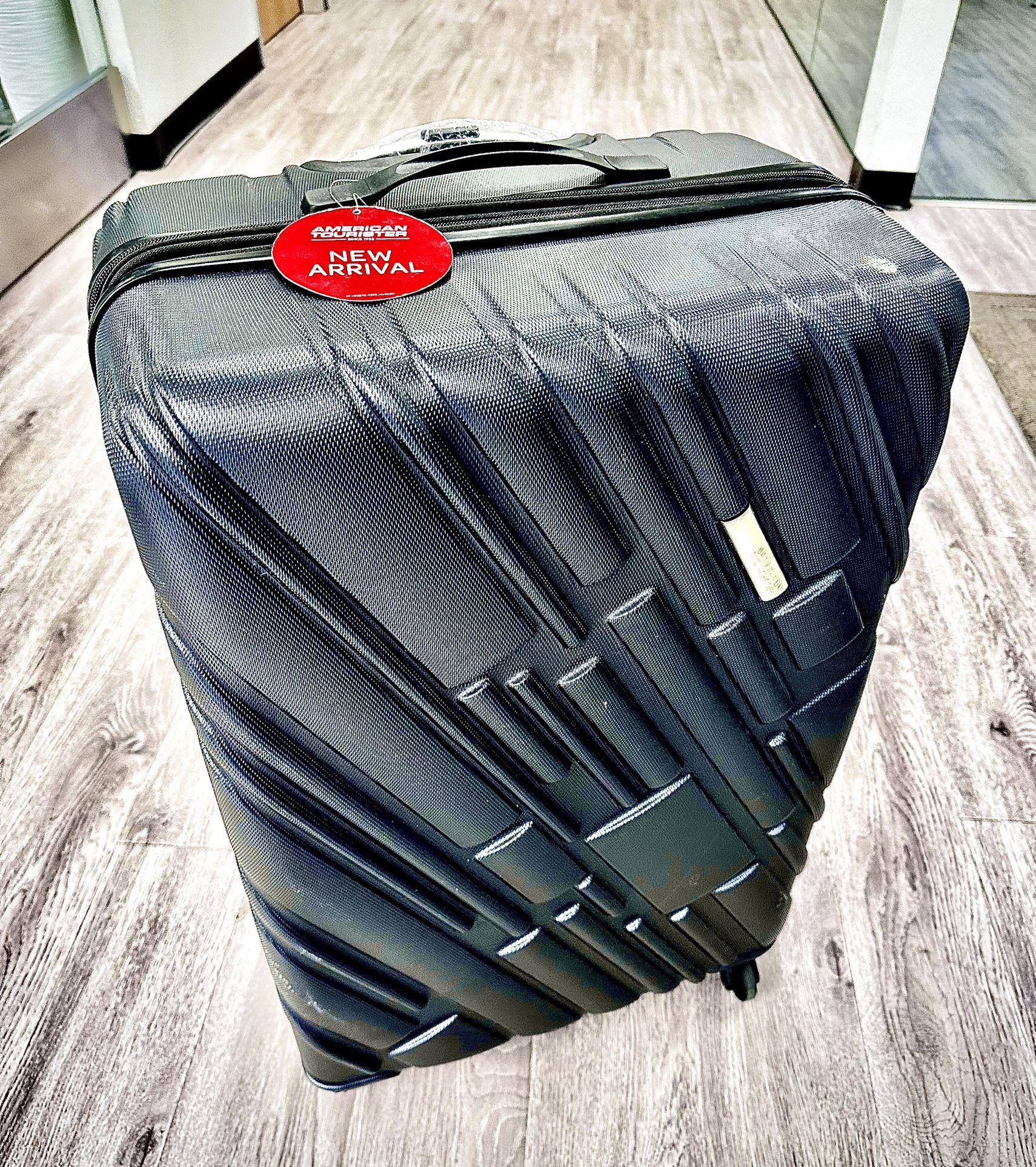 Luggage American Tourister Clamshell 28 Inch Full Size Never Used but has some Scuffs Household