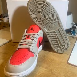 DS WMNS Jordan 1 Low