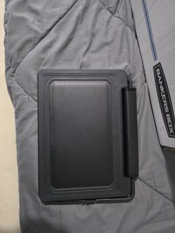 Rugged ipad case with detable keyboard