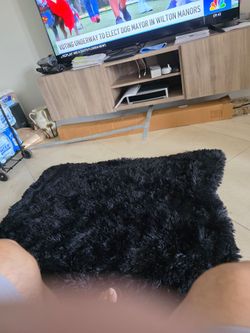 Black Shaggy Area Rug
