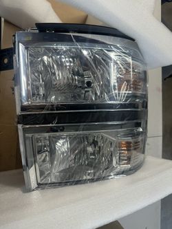 14 silverado RH Headlight Chrome