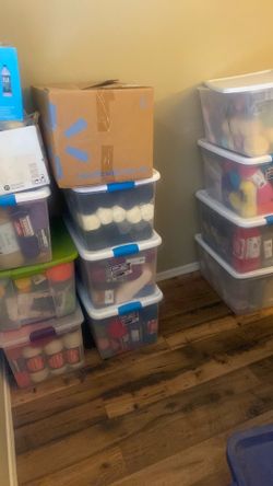 ~200 skeins of crochet yarn