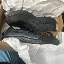 ASICS Gel Venture 10 