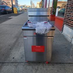 Commercial 75lb Fryer NG And LP avail