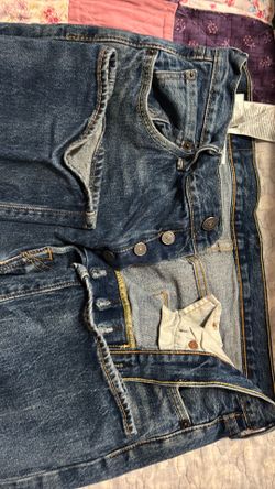 501 button fly Levi W34. L29