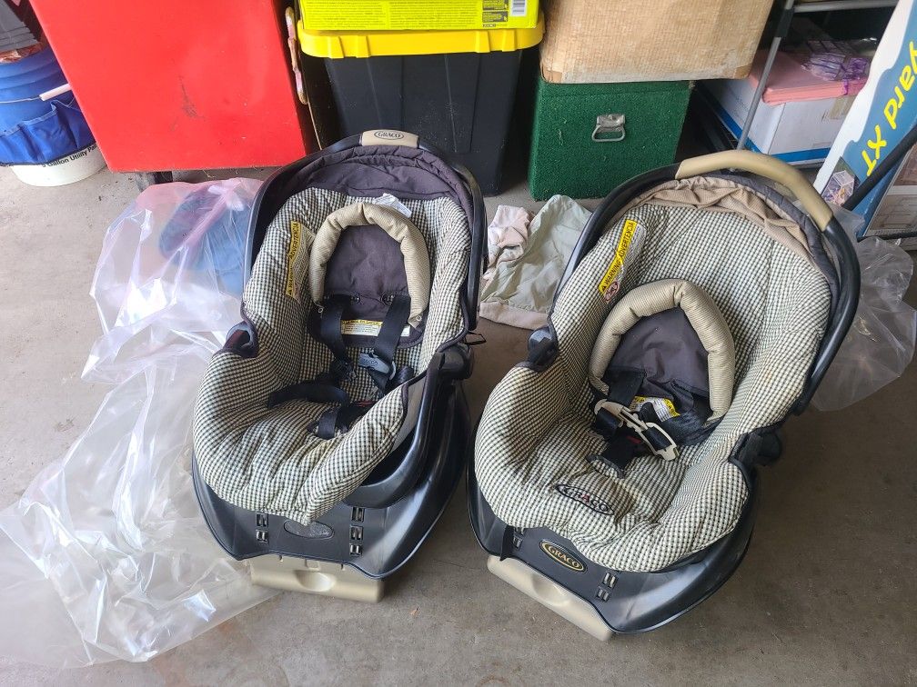 Graco Baby Carseats