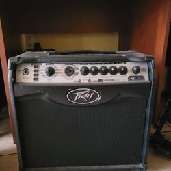 Peavey Vypr Amp