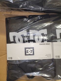 DC.  CREW SOCKS  Black.
