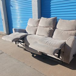 Reclining Couch (Delivery Available$)