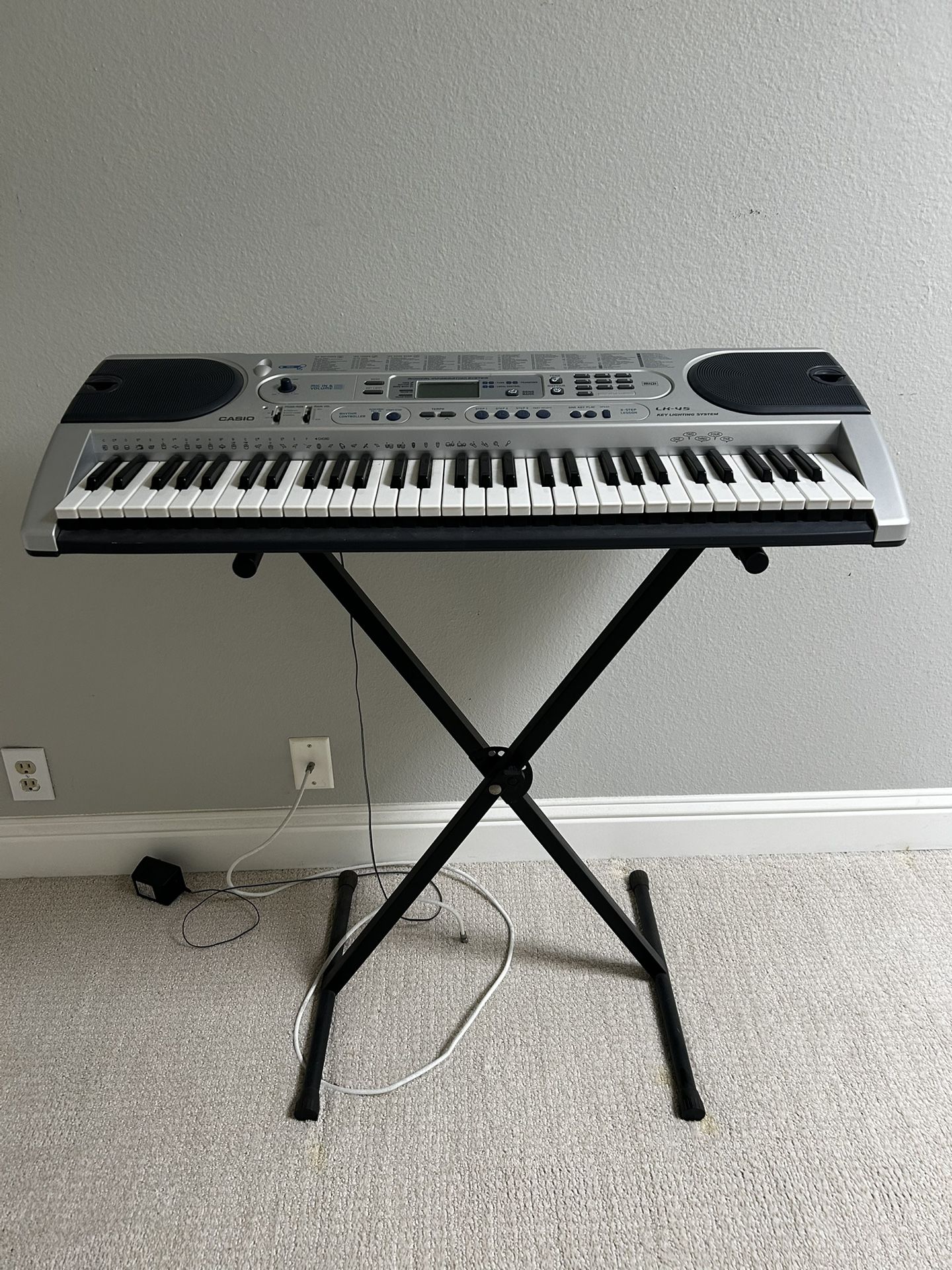 Casio LK-45 Light Up 61 Key Keyboard w/ Stand