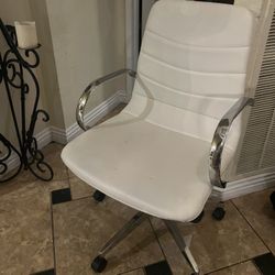 Desk chair