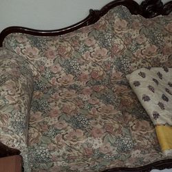 Vintage 3 Piece. Sofa Loveseat Chair Great Shape