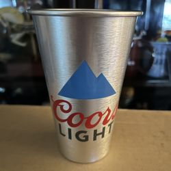 University Of Washington Coors aluminum cold cups