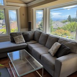Grey Sectional With Chaise 