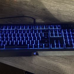 RAZOR Cynosa Chroma Keyboard