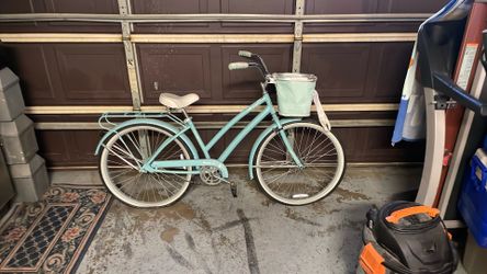 Huffy Girls Beach Cruiser 