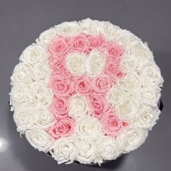 Venus Et Fleur Flowers With Suede Box Worth 900