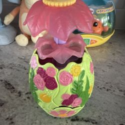 Hatchimals. Secret Scene Collectible Playlist.