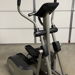 LIFECORE Fitness LC450 Elliptical Trainer 