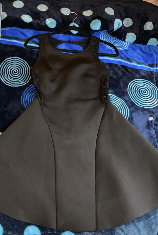 Black Dress with Straps and Open Back – Sexy and Sophisticated