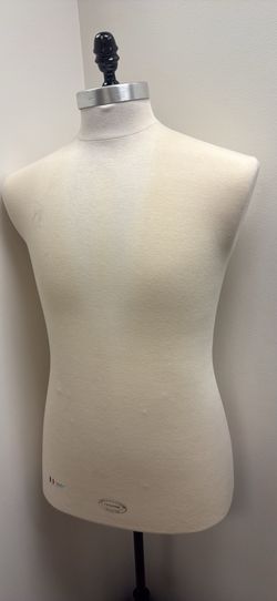 38” chest mannequin male bust only