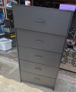 Dresser