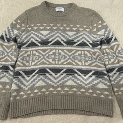 Old Navy White and Beige Christmas Sweater