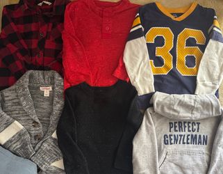 Lot of 26 long sleeve shirts boys 3t