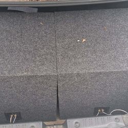 2 15in Subs 450 Watt Rms 900 Max 