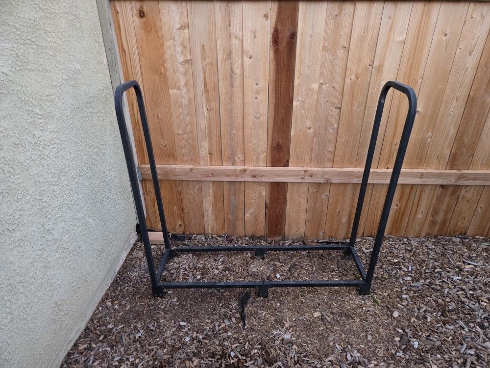 4 Ft. Firewood Rack 