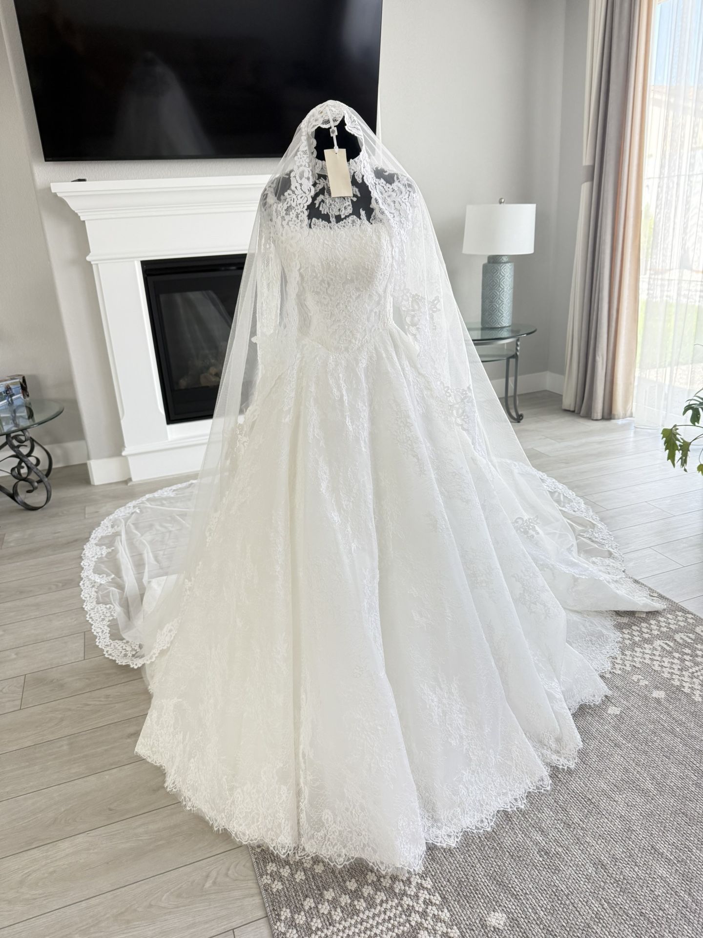 New Wedding Dress Size S/M
