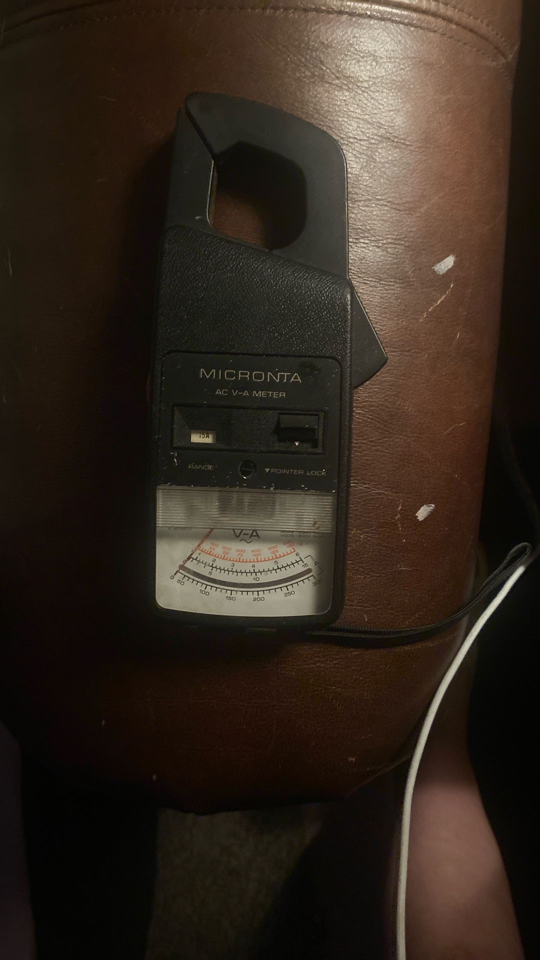 Micronta AC V-A Meter