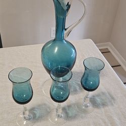 Blue Vintage   Wine Decanter & Glasses