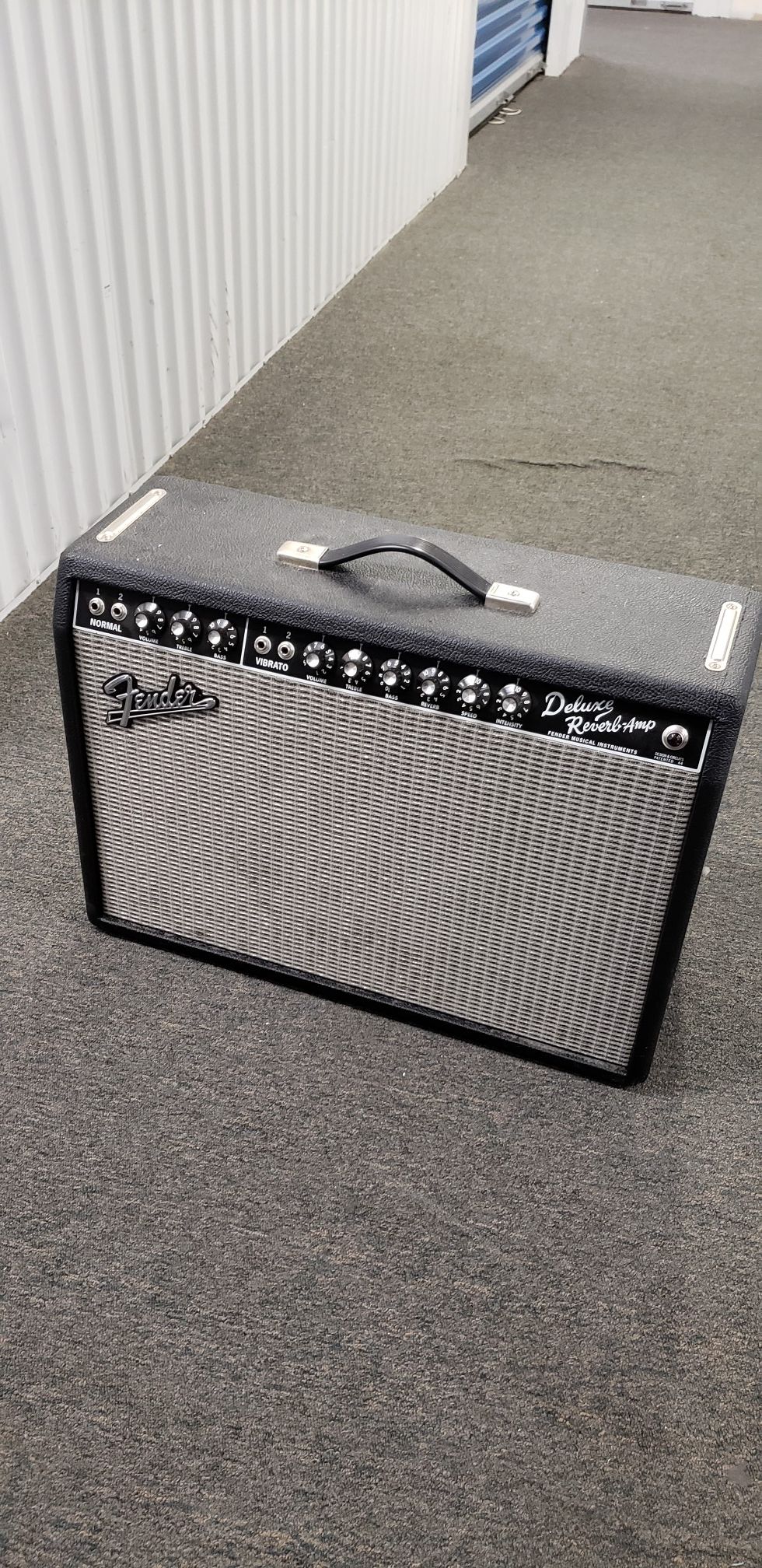 Fender 65 Deluxe Reverb Tube Amp