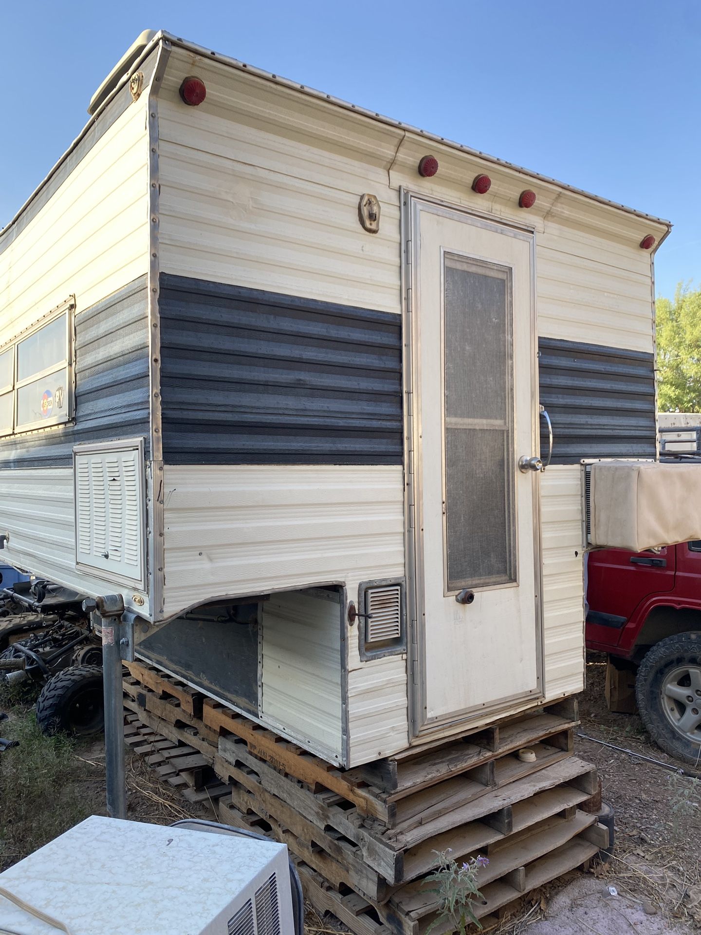 Pickup Camper