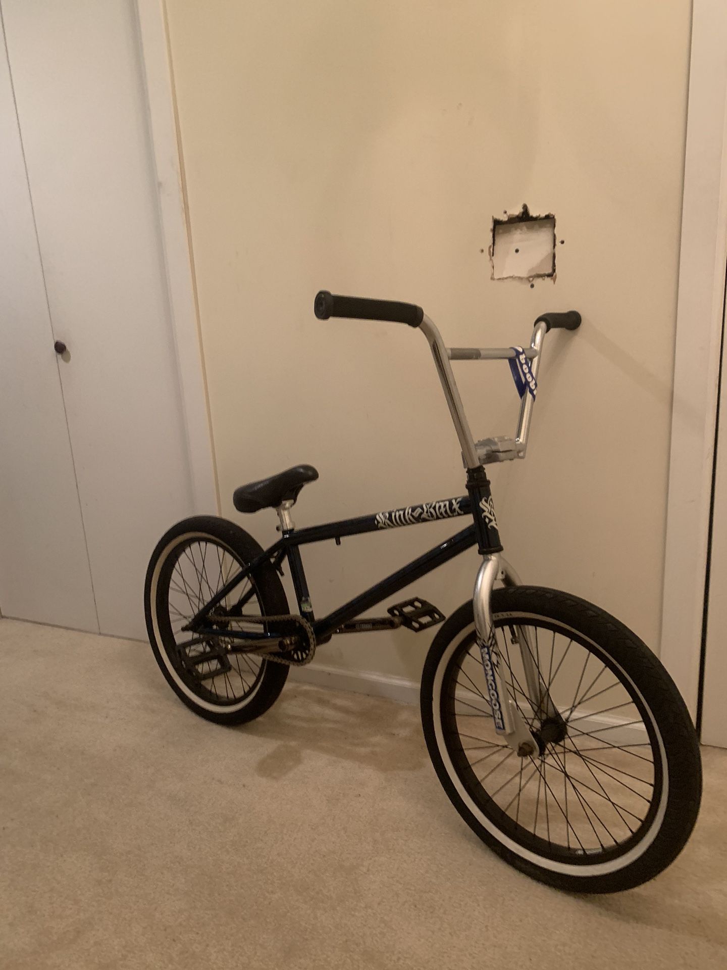 Kink Curb Bmx Bike 