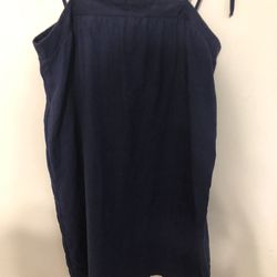 Woman’s Large Linen Dress