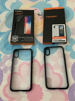 2 IPhone X cases
