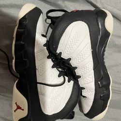 Size 6.5- Jordan 9 Retro Space Jam 
