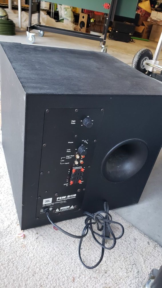 JBL PSWD110 subwoofer 140 watt amp 10 in woofer for Sale in Redlands