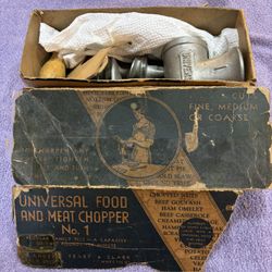 Vintage Universal Food And Meat Chopper No .1 With Box