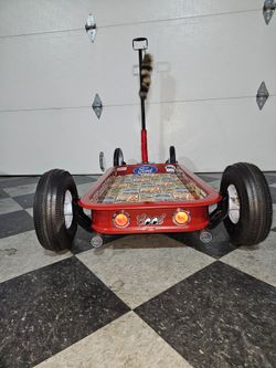 Radio flyer wagon